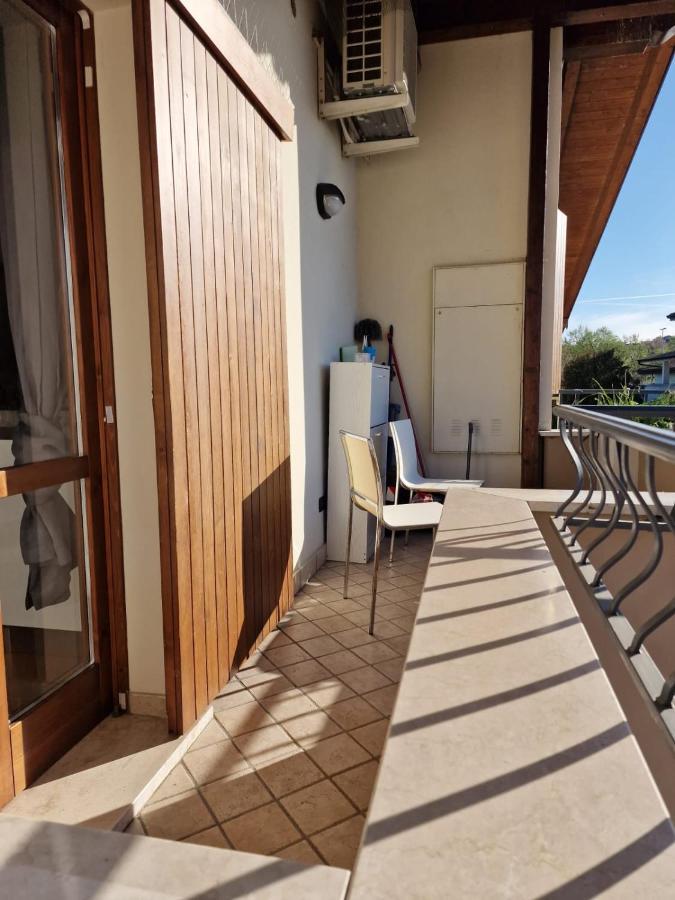 Vittoria Al Lago Desenzano del Garda Exterior foto